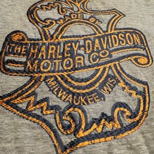 Harley Davidson Motor Co Embroidered‎ T Shirt Men's Gray Short Sleeve Tee FLAWED